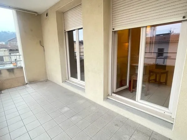 Appartement Saint Romain En Gal 4 pièce(s)