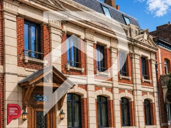 Maison 10 pièces 300 m²