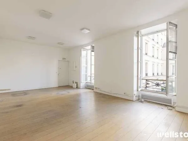 Local 86 m²