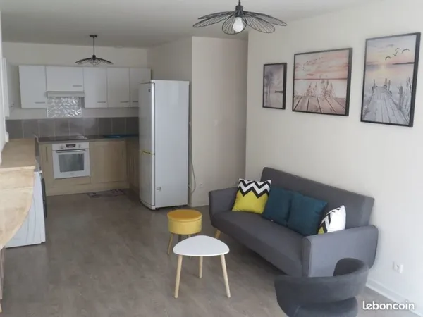 App meublé 3 pièces 72 m2 (1ère visite le 04/04 matin)