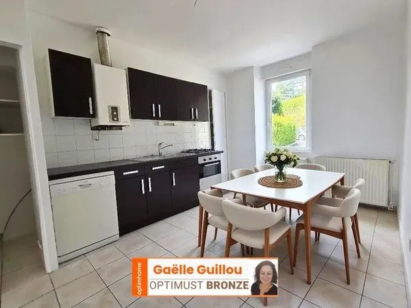 Appartement RDC 3 pièces -56m²- Vue mer - St Pol de Léon - Place de parking + cave