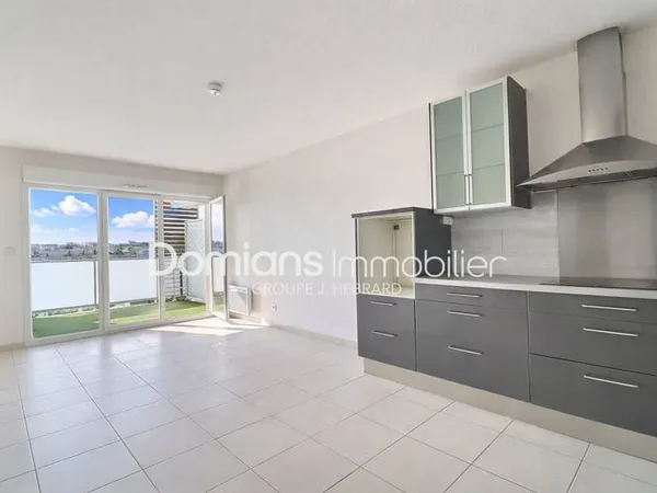 A VENDRE - ST CYPRIEN - APPARTEMENT T3 AVEC PARKING