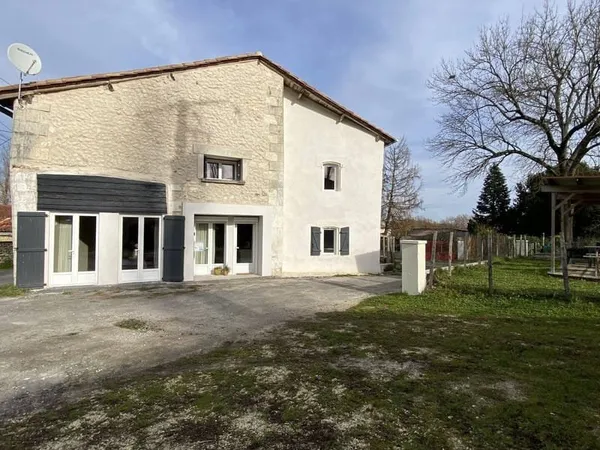 Maison 10 pièces 175 m²