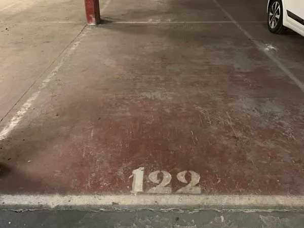 Parking 2 places 160 au 40 rue des Ursulines 78100 St Germain