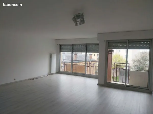 Appartement en residence hyper centre charleville-mézières