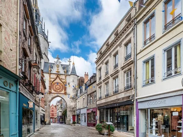 Bel appartement traversant dans le charme de l'ancien