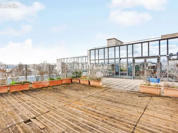 Bureaux 4 058 m²