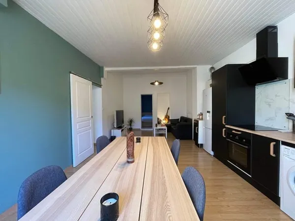 Appartement 95 m2+ terrasse
