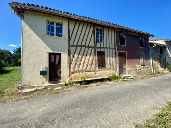 Dpt Gers (32), à vendre proche d'ESTANG ensemble de 3 maisons pour un total de 193 m2 sur 1466 m2 de
