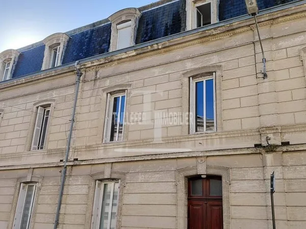 Appartement 3 pièces 132 m²