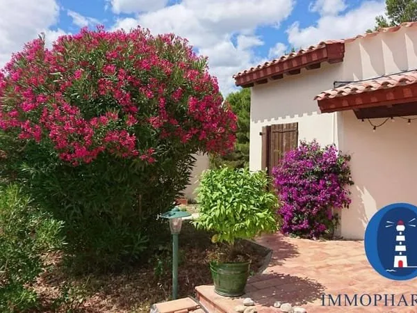 Maison 8 pièces 230 m²