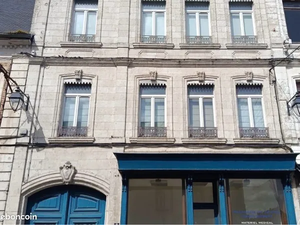 Maison de caractère 120m2 cave voûtée