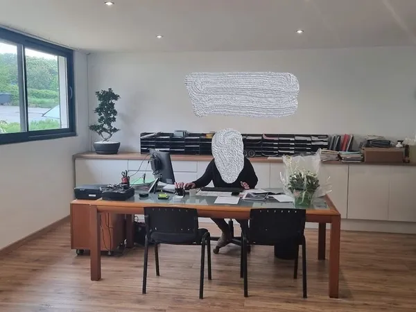 Local Commercial Artisanal Bureau Dépôt