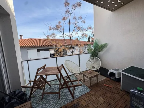 À vendre - Montpellier Ouest - T2 moderne avec loggia et parking