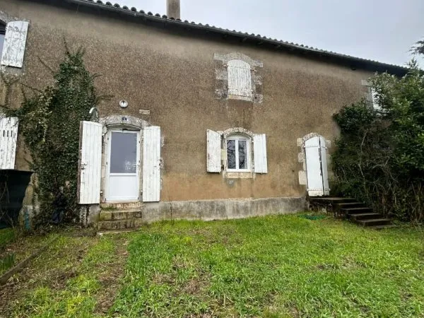Maison sur Saint-Saviol