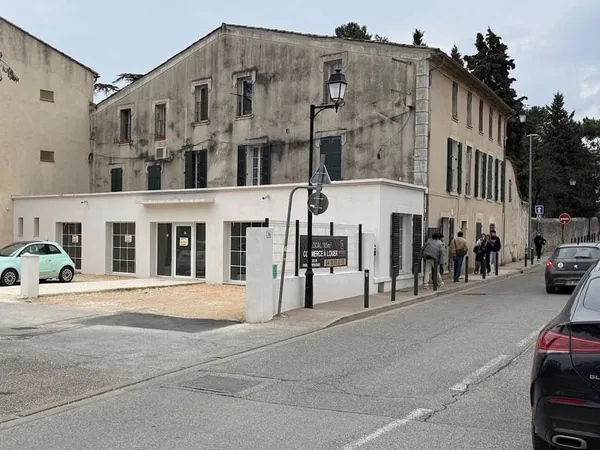 Local commercial 105 m²