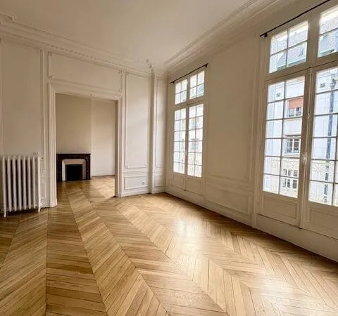 Appartement 5 pièces 129 m²