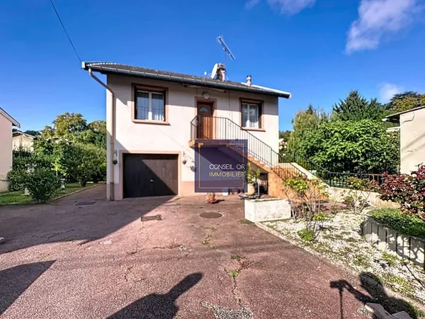 Maison T4 - 91m² - poss. combles à aménager en plus : 60 m2 - terrain - 631 m2