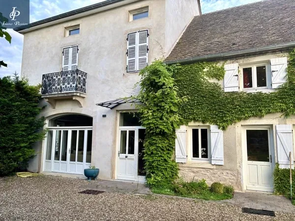 A VENDRE MAISON 300M2 MEURSANGES (BEAUNE 21200)