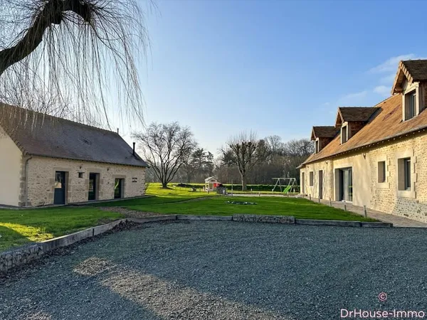 Marolles les Braults - 2 Maisons 125 + 55 m2 - garage et terrain 3760 m2