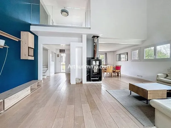 Maison de luxe 8 pièces 182 m²