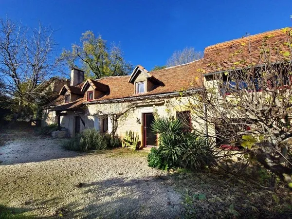 Maison 11 pièces 230 m²