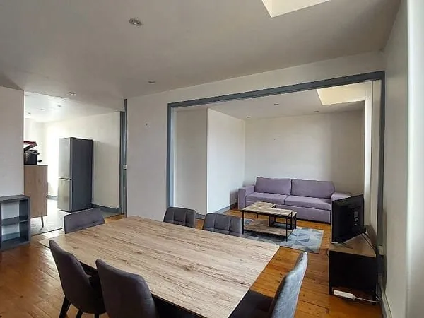 INVESTISSEMENT APPART. TYPE 2 MEUBLÉ DE 53 M2 HYPERCENTRE