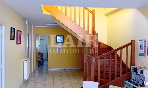 Bureaux 180 m² FLERS