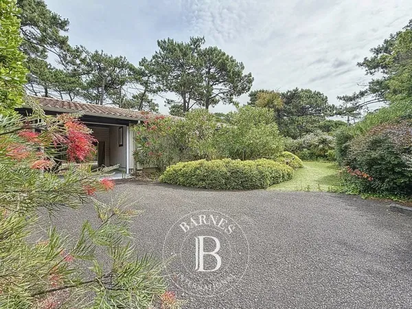 VILLA PROCHE QUARTIER DES AMÉRICAINS SUR LA PRESQU'ÎLE DU CAP FERRET