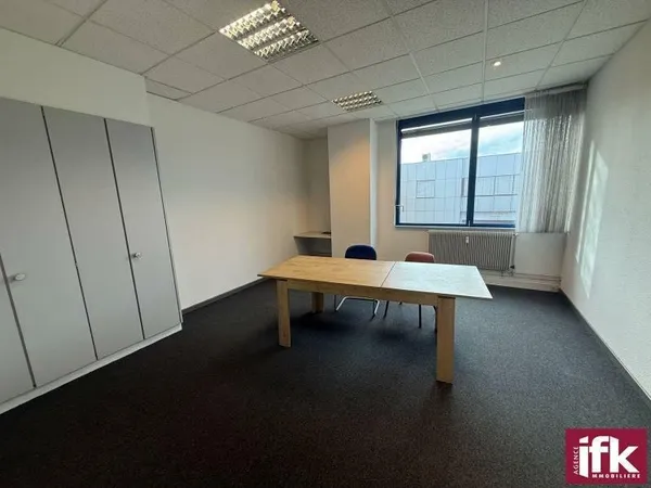 Horbourg Wihr bureau de 25m² environ