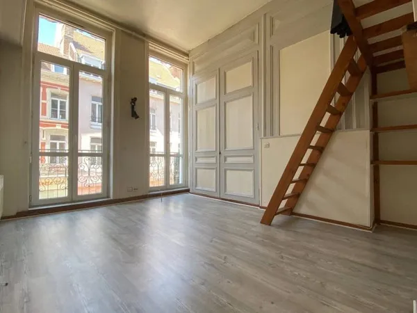 Studio 1 pièce 18 m²