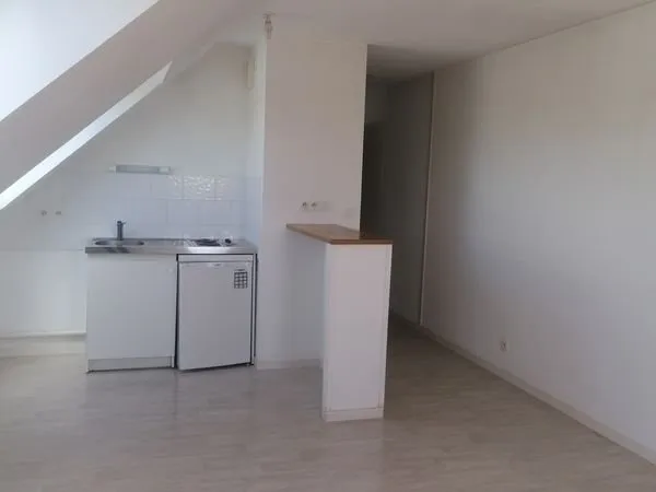 Location appartement au centre-ville de Carhaix