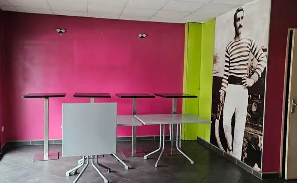 AOSTE (Isère) ? Local commercial Pizzeria / Snacking ? 52 m²