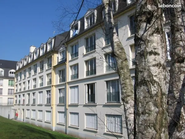 Studio 1 pièce 27 m²
