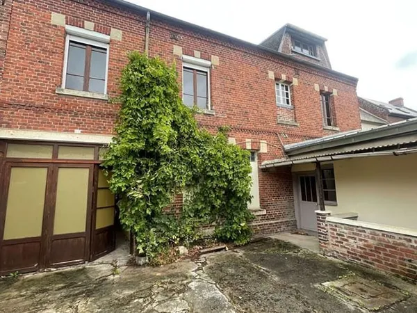 Maison 9 pièces 205 m²