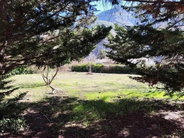 Terrain constructible 1105 m²