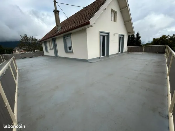 Appartement T4 avec terrasse + parking