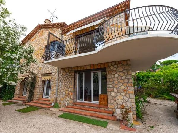 Villa Mandelieu La Napoule 6 pièce(s) 120 m2