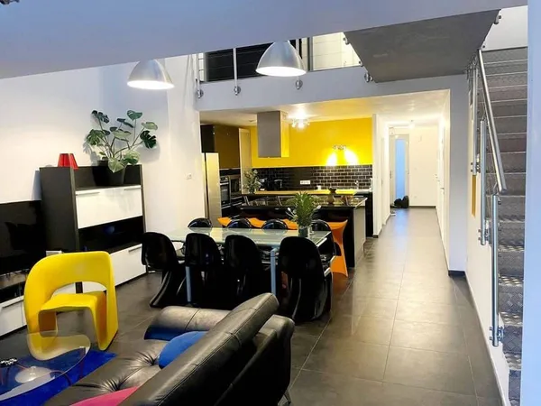 Maison 6 pièces 158 m²