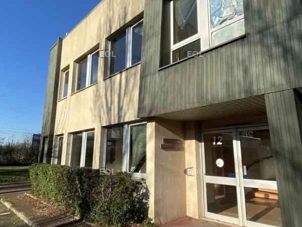 Local d'activité 454 m²