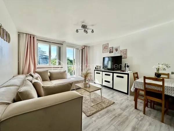 APPARTEMENT 3 PIÈCES REFAIT A NEUF - 63 M2 - CORBEIL-ESSONNES 91100