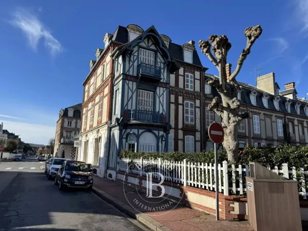 Deauville - Appartement 3 suites, proche commodités et plage, be