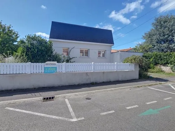 Maison spacieuse à vendre à Le Loroux-Bottereau - 10 pièces, 5 chambres