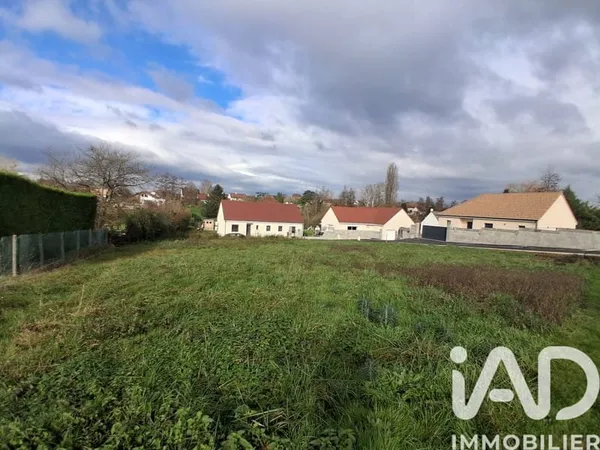 Terrain 801 m²