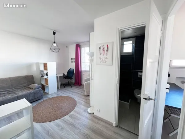 Particulier vend magnifique T1 rue Alésia 14eme
