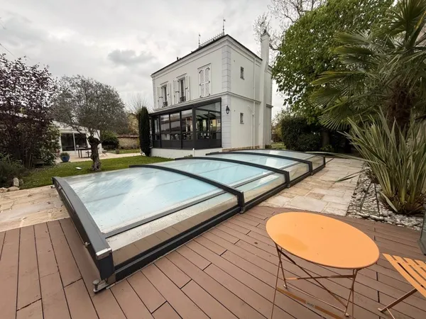 Maison 6 pièces 174 m²