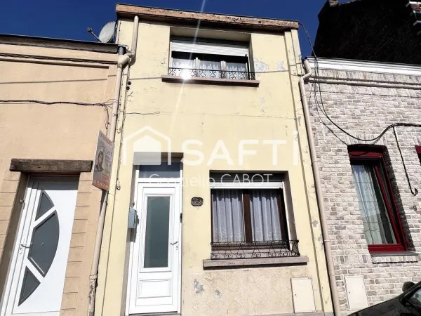 MAISON DE VILLE