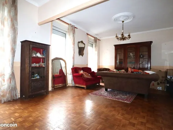 Appartement 6 pièces 114 m²
