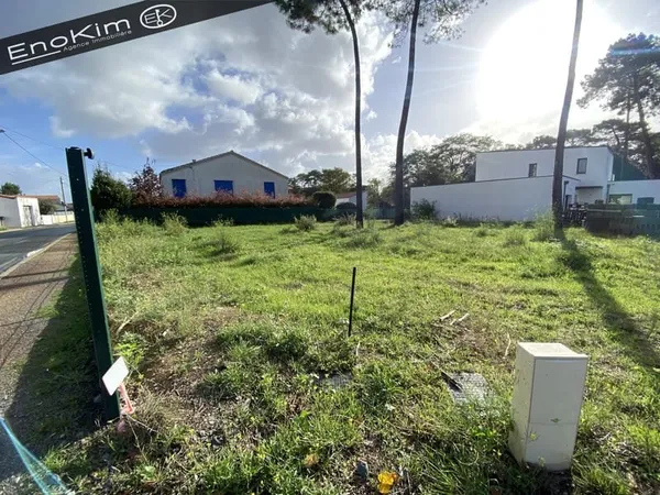 Terrain proche bourg de Jard Sur Mer 459m2