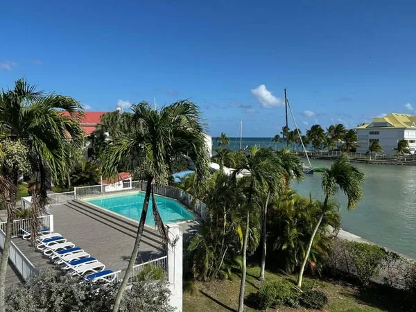 À VENDRE - Superbe Duplex Vue Mer à Saint-François - Résidence Les Boucaniers